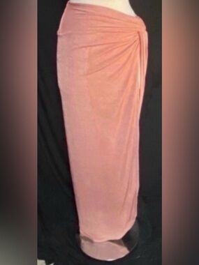 Elegant Pink Maxi Skirt